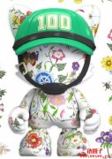 GucciXSuperplastic二月初发行联名系列「SuperGucci」NFT，赠送手工陶瓷公仔